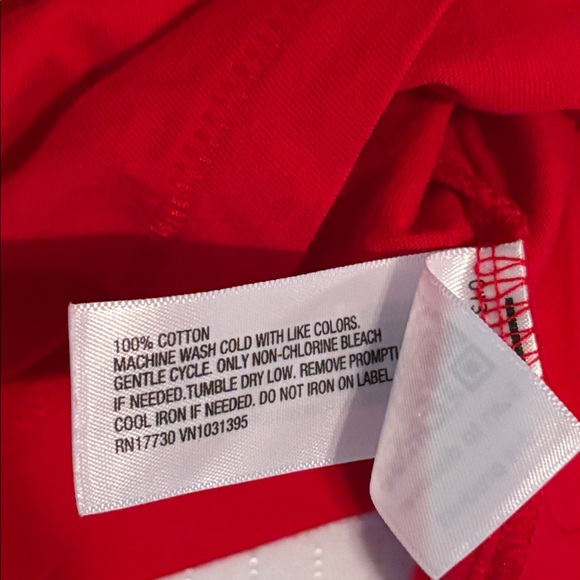 Bundle of Universal Thread Cotton T-Shirts - Picture 6 of 8